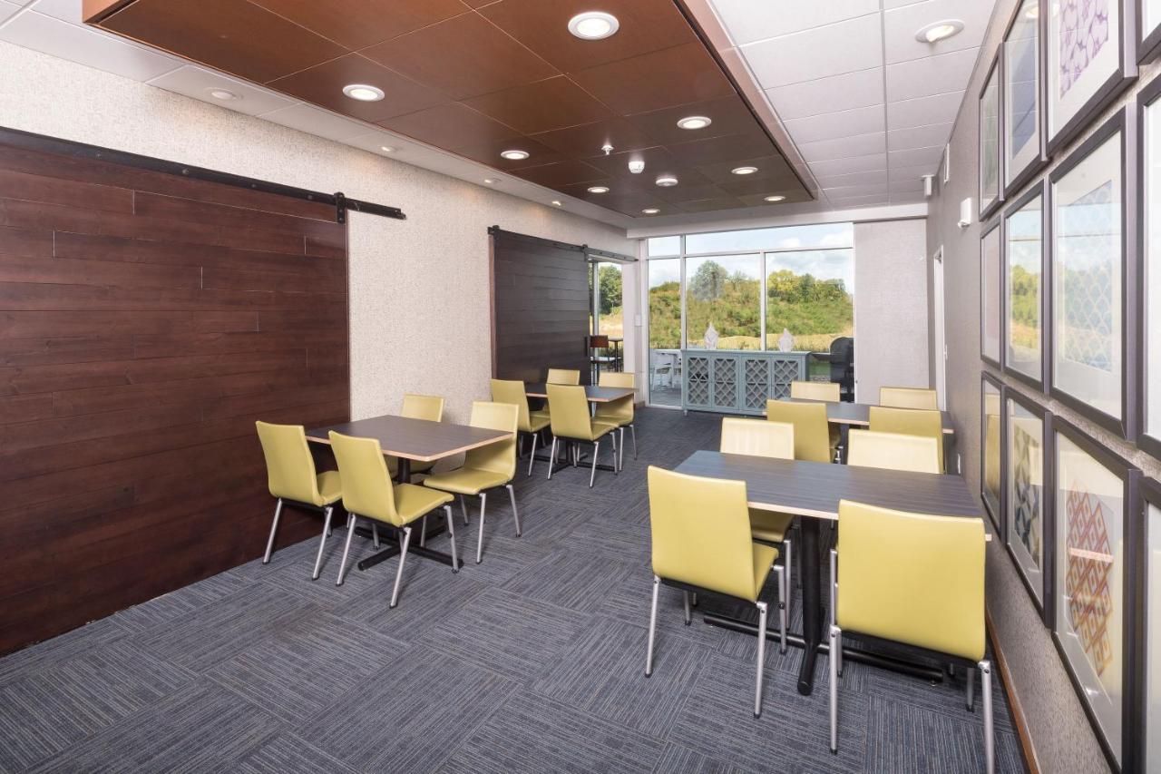 Holiday Inn Express & Suites - Kalamazoo West By Ihg Exterior photo